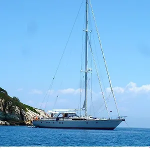 Classic Sy Super Yacht In Botel